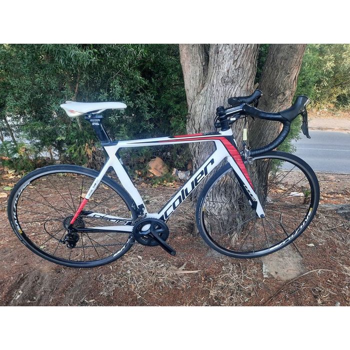 Bicicleta de carbono 11x2v com mavic