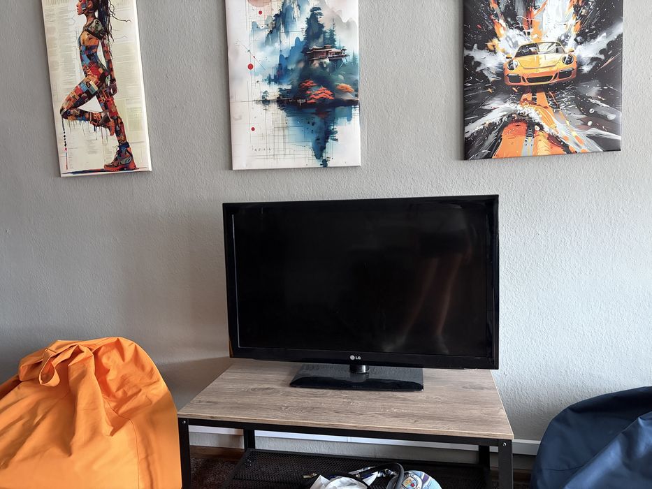 Телевізор LED LG 42”