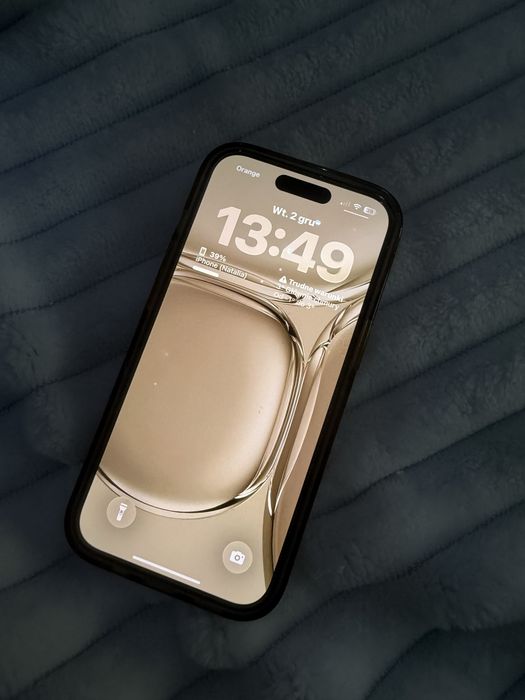 Iphone 15 Gold/Yellow