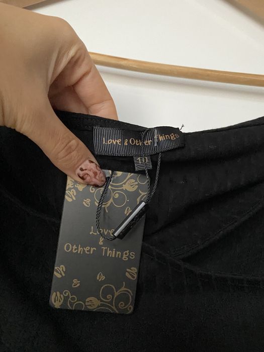 Nowy crop top Love & Other Things