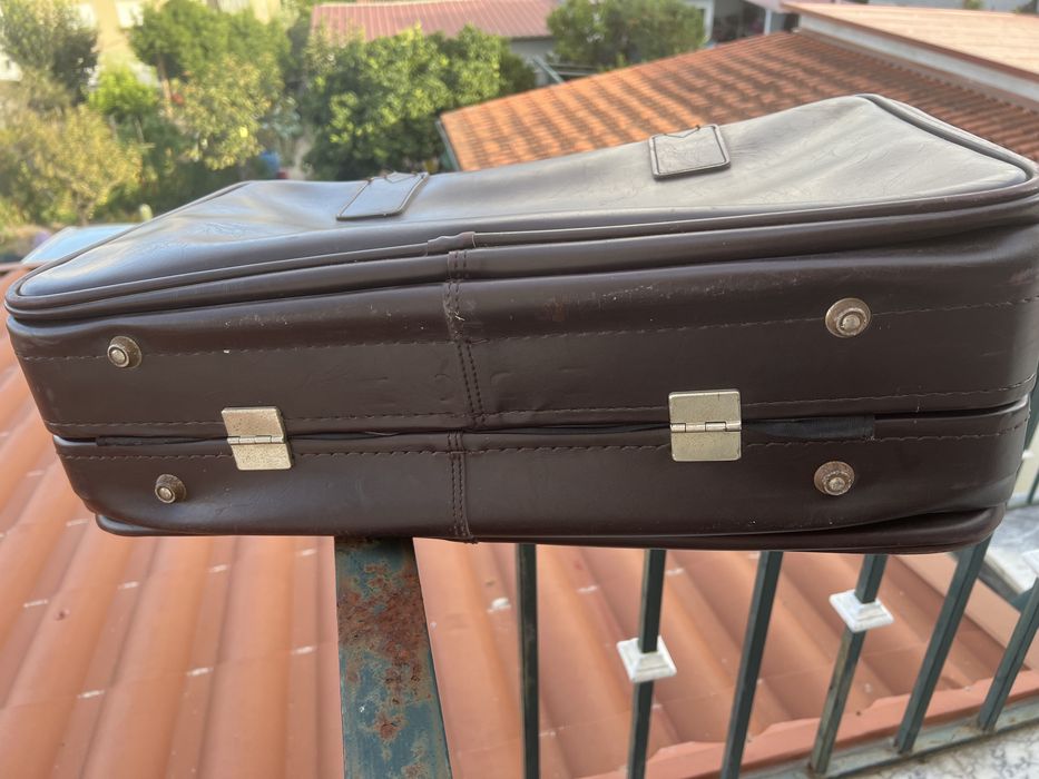 Mala de viagem antiga