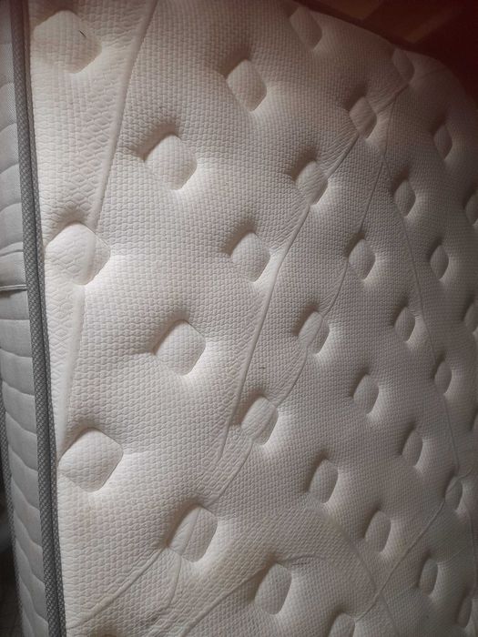 Colchão de casal Molaflex