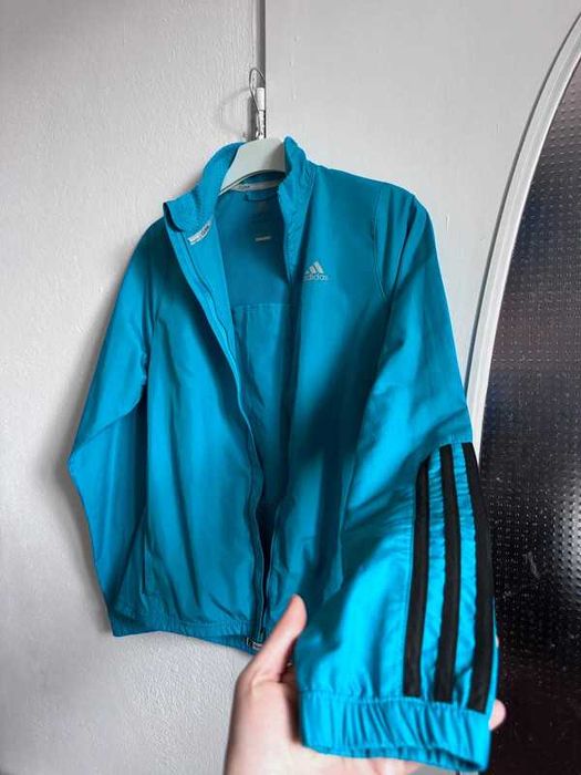 Błękitna przewiewna sportowa bluza adidas S 36 clima