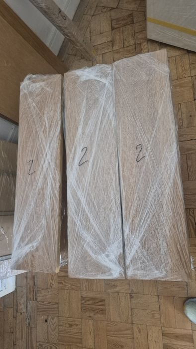 Cómoda IKEA malm de três gavetas castanha