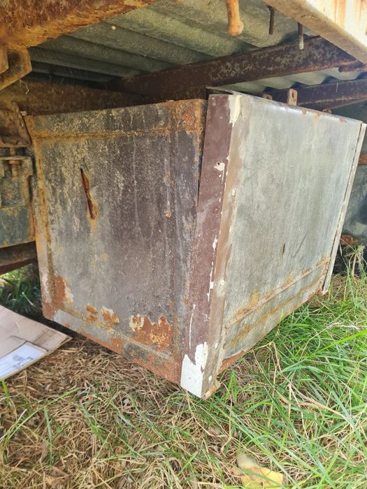 Ящик для інтрументів для грузових авто евакуаторів.