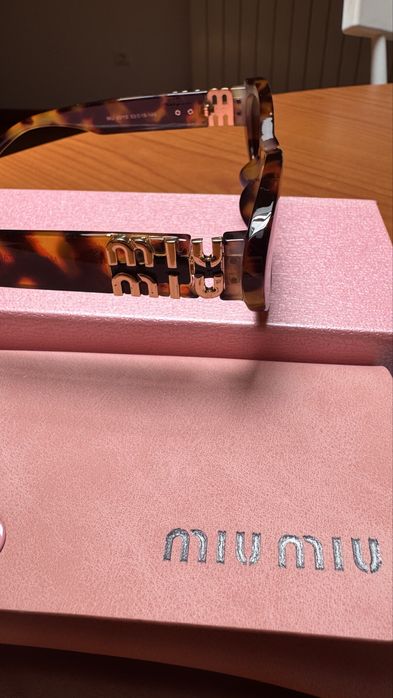 Oculos de Sol Miu Miu