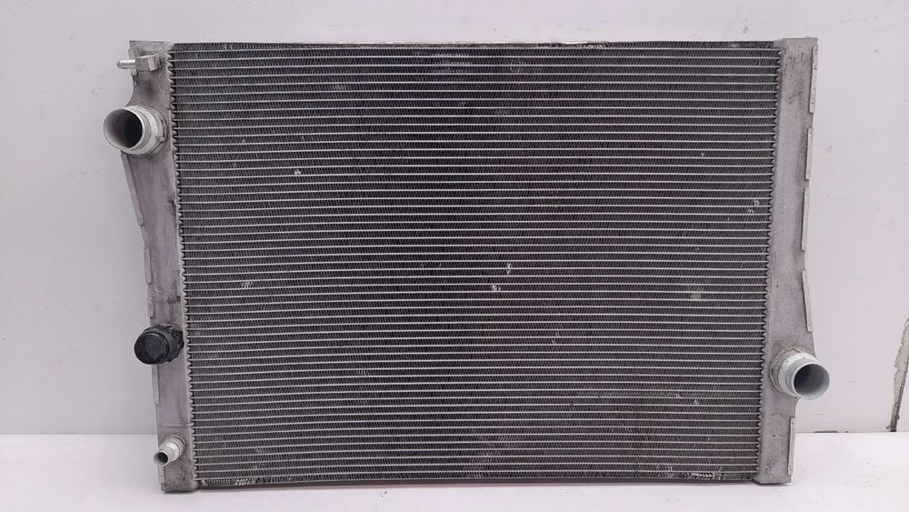 Radiador de água BMW X5 (F15, F85)