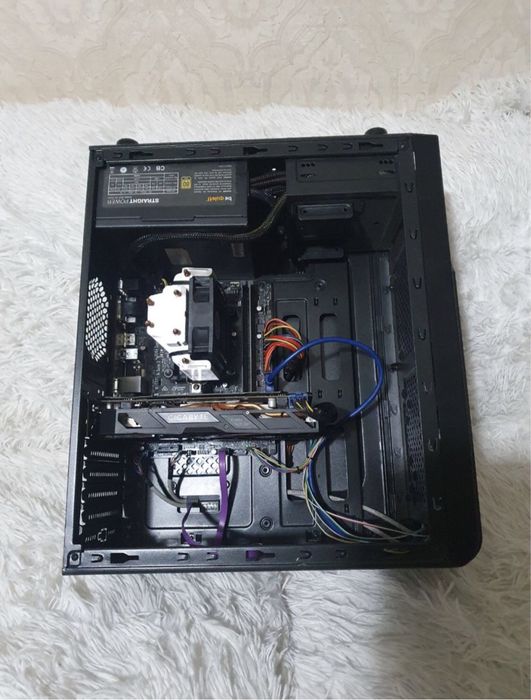 Ігровий ПК 15-8600k, DDR4 8Gb | SSD120+HDD500 |RX 480-8Gb |Be Quiet