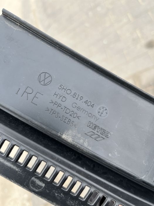 Podszybie VW Golf VIII