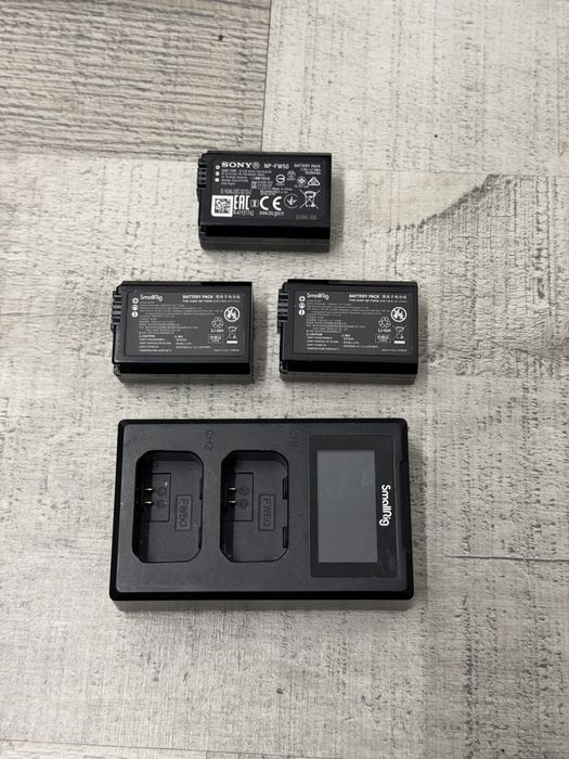 Sony A6100 -  16-50mm + DJI RS 3 Mini + Bolsa e baterias e carregador
