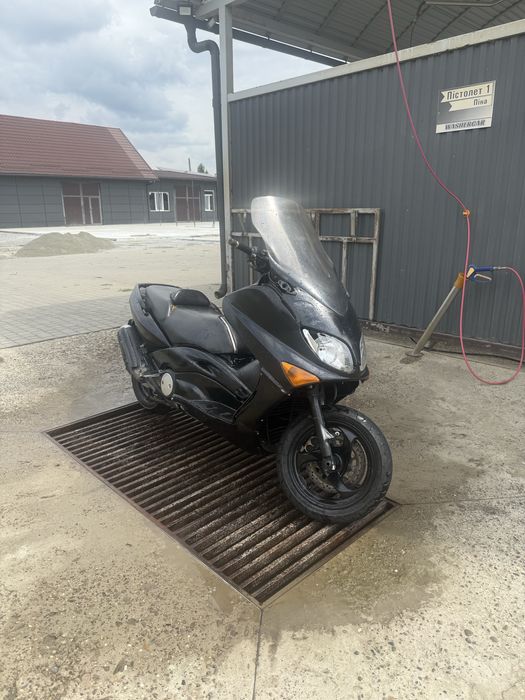 Скутер ямаха 500 кубів