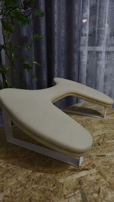 Підставка для манікюра loft з тримачем до телефону