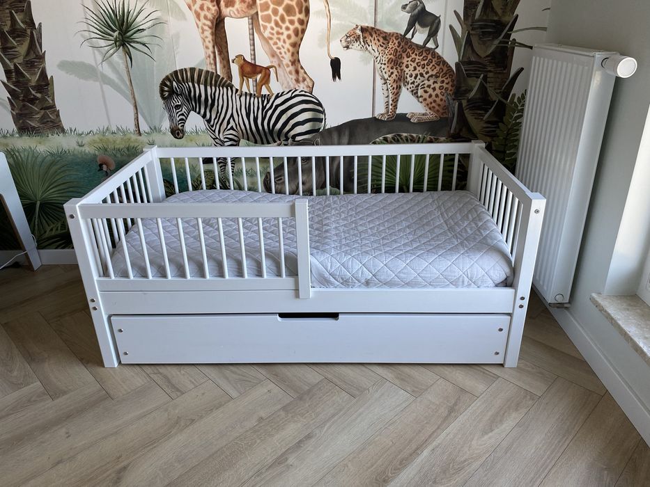 Drewniane łóżko dziecięce Beddy 70x140 materac akcesoria