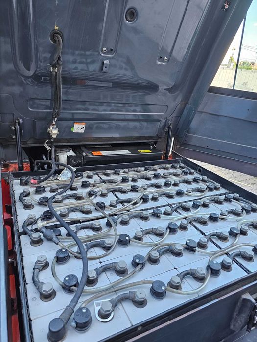 Wózek widłowy 2,5t Toyota 8FBMT25 2018 UDT niski przebieg kabina serwi