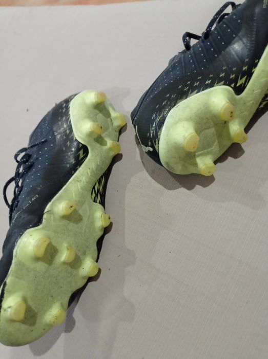 Vendo chuteiras profissionais Puma Future
