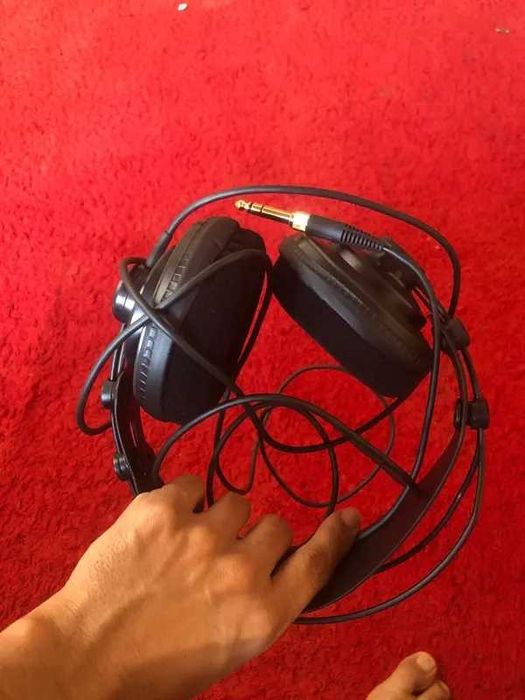 Профи наушнки самсон sr 850 закрытые