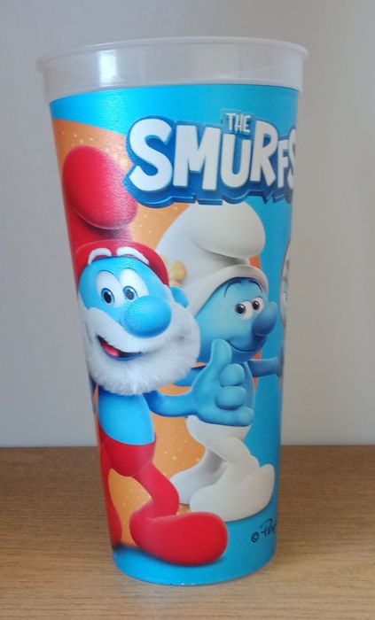 Kubek ze Smerfemi