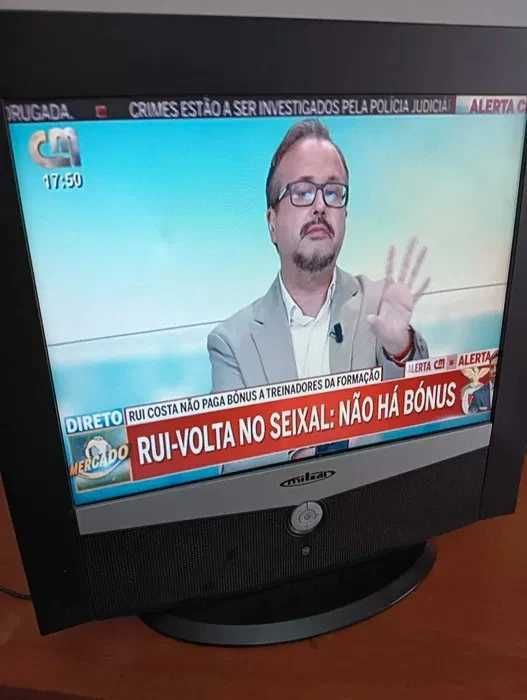 Televisão Mittsai	 com  comando*