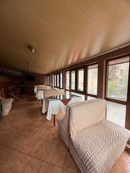 Продаж комерційного приміщення вул. Київська