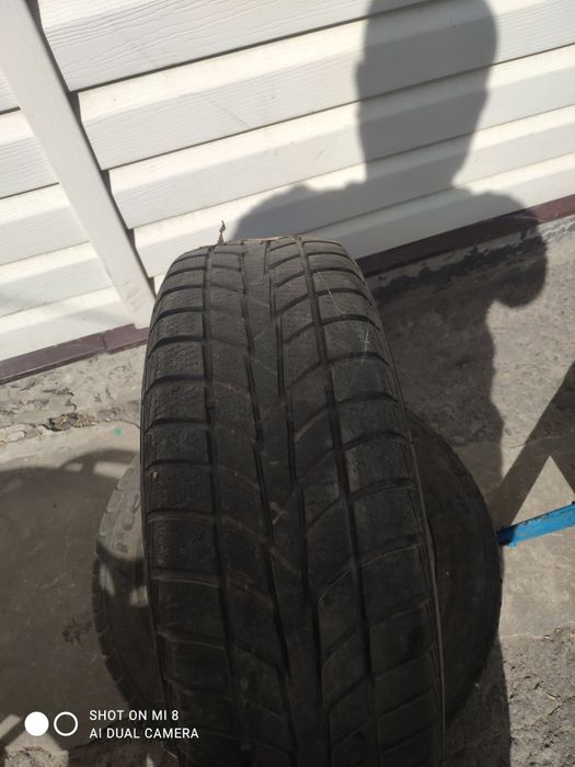 Продам шини всесезонки 195-65-15