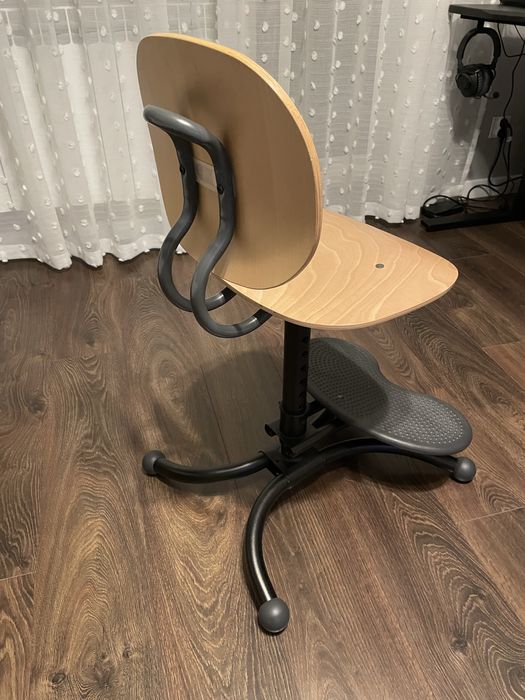 Krzesło do biurka ergonomiczne, dziecięce Kinnarps