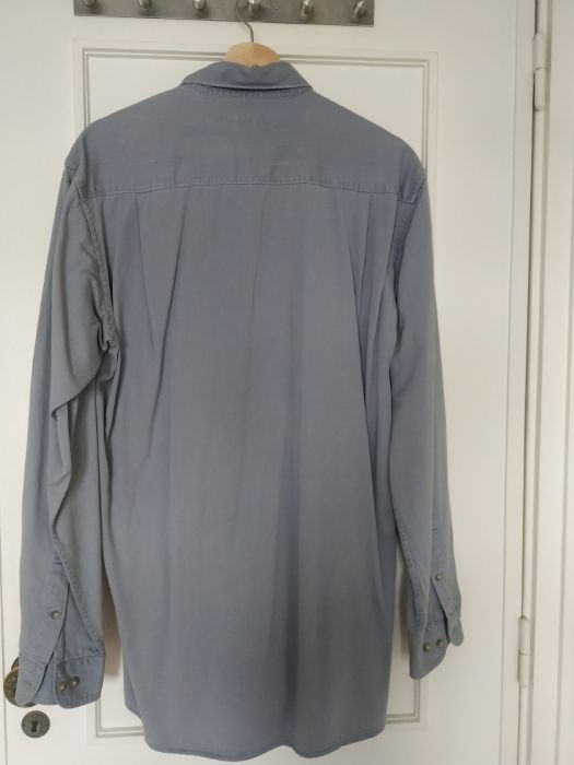 Camisa Springfield acinzentada