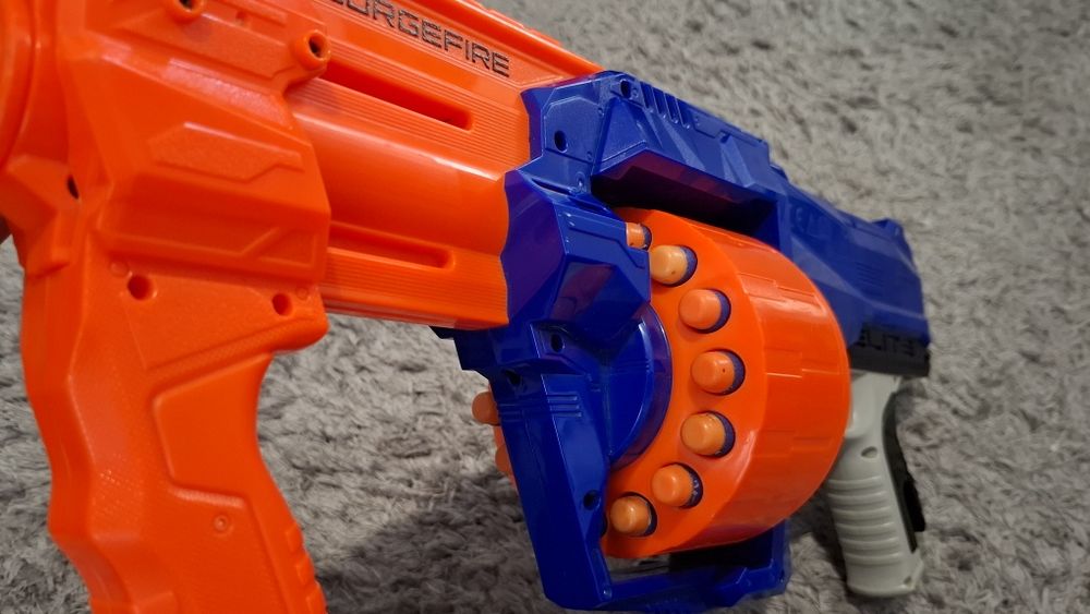 Nerf N-Strike Elite Surgefire - Como nova