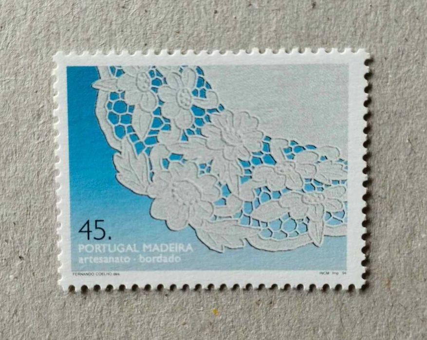 Série nº 2204/07 – Artesanato da Madeira (1º grupo)  1994