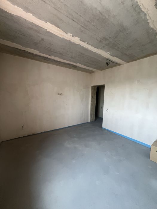 Продам 2-х кімнатну квартиру р-н. Ботанічного саду.