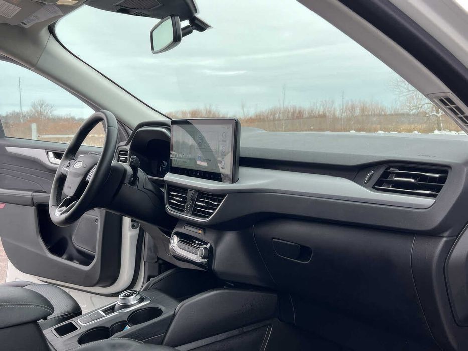 Ford Escape Platinum      2024