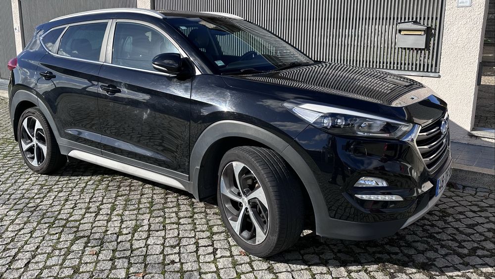 Hyundai Tucson 1.7 CRDI PREMIUM