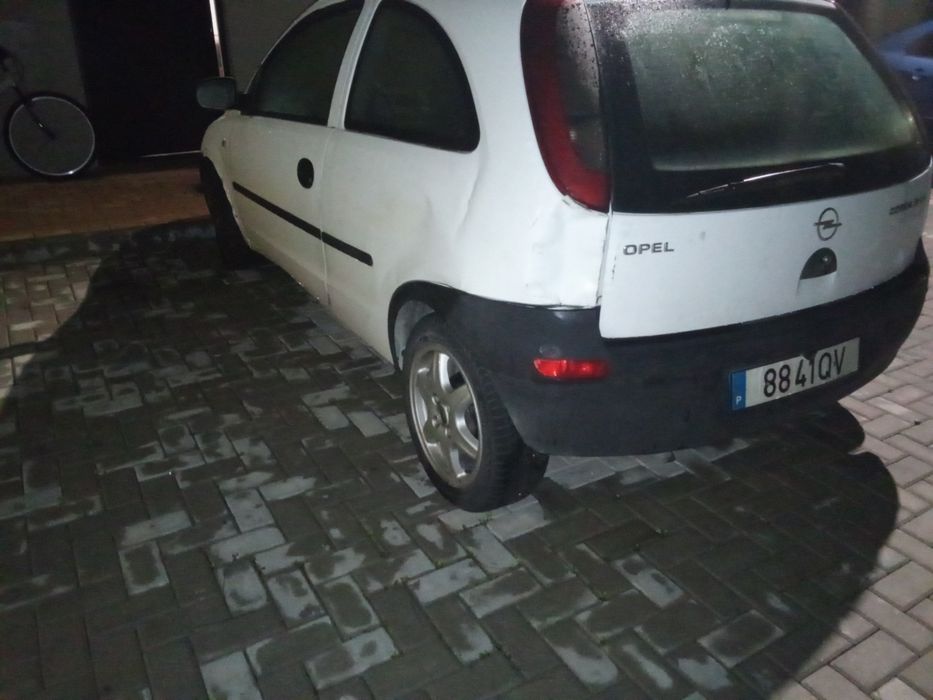 OPEL CORSA C 1.7 dti 2001 foto 4