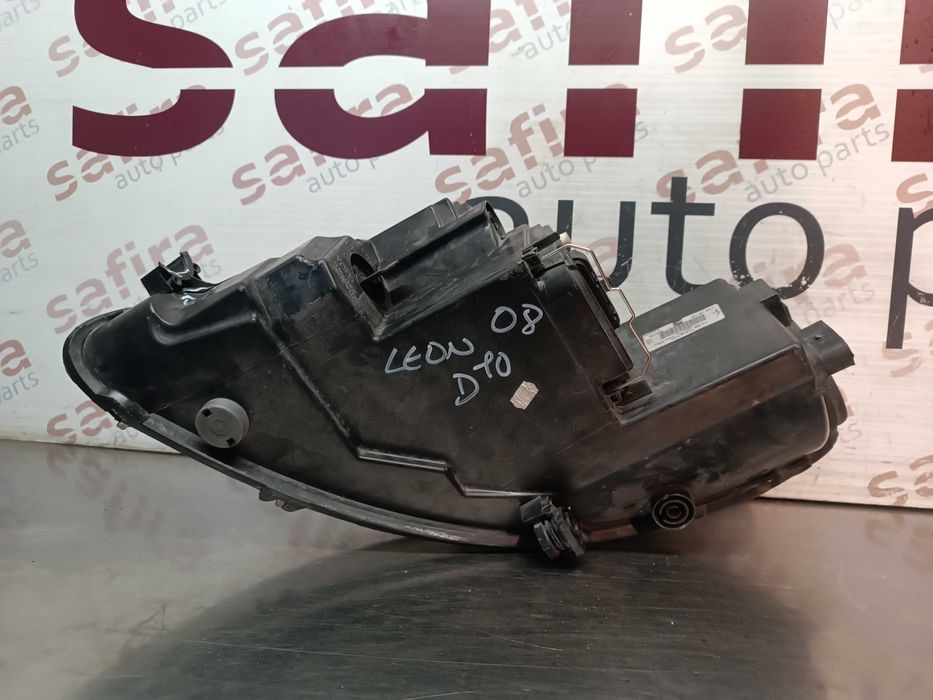 Ótica / Farol Seat Leon 1P / Altea - Esquerdo / Direito 5P1941005D 5P1941006D
