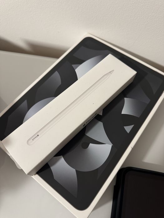 iPad Air (5ª Geração) Wi-Fi 64GB - Space Gray