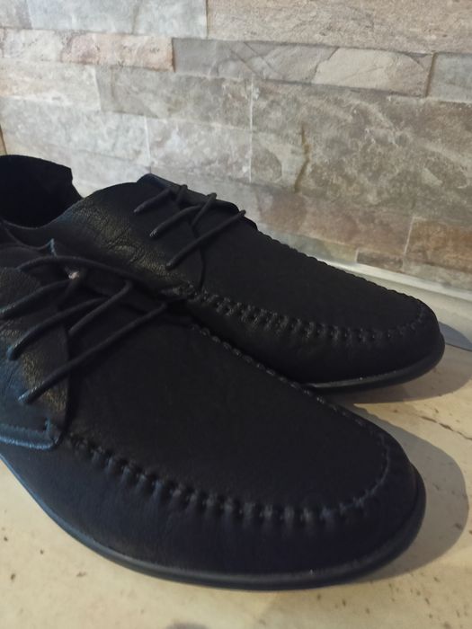 Buty wizytowe męskie, nowe 43