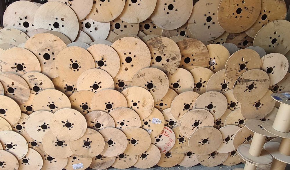 SZPULE sklejkowe po kablach bębny na kable rolki SZPULA DUŻE ILOŚCI
