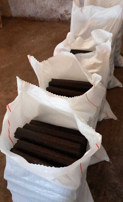 Брекети, вугілля,пеллеты,гранули