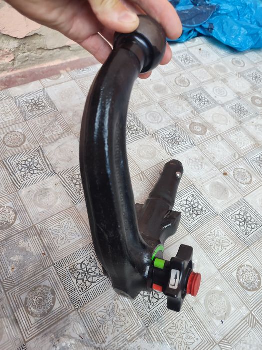 Продам фаркоп для BMW