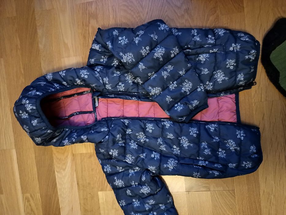 Куртки для дівчинки