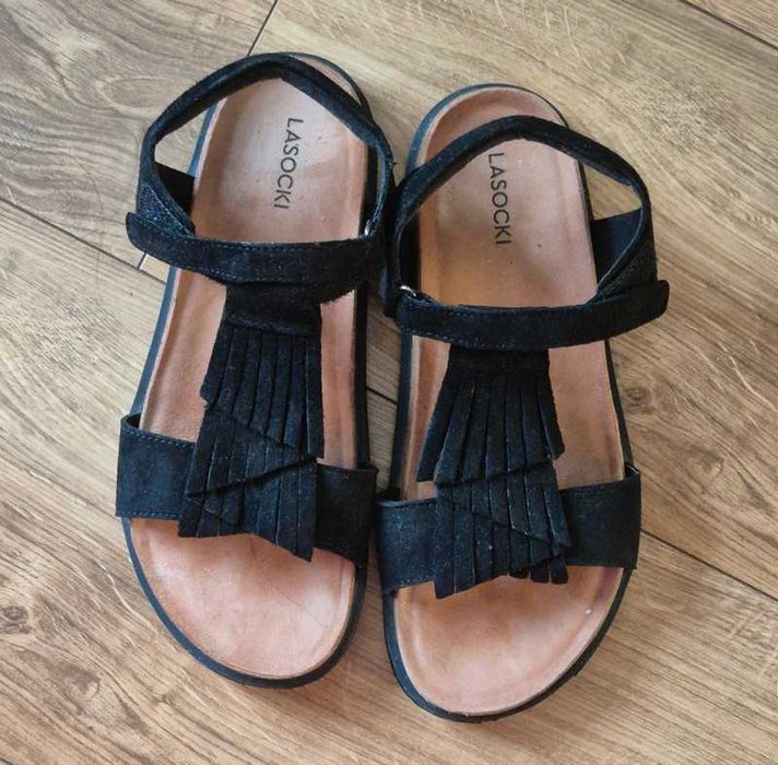 Sandały skórzane Lasocki Young