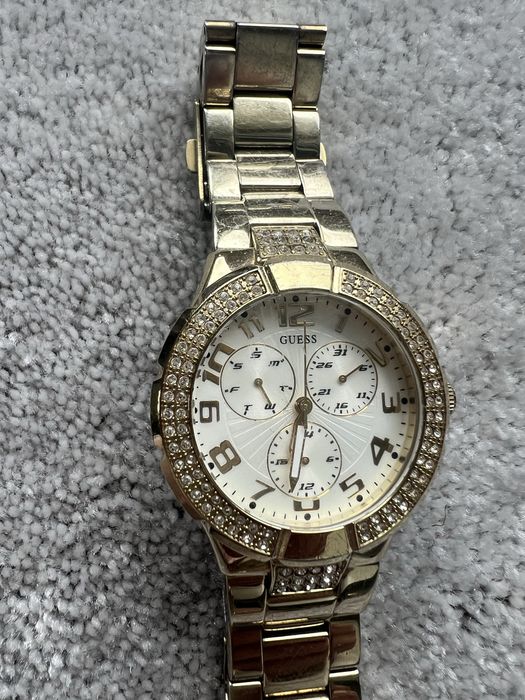 Guess zegatek zloty z krysztalkami