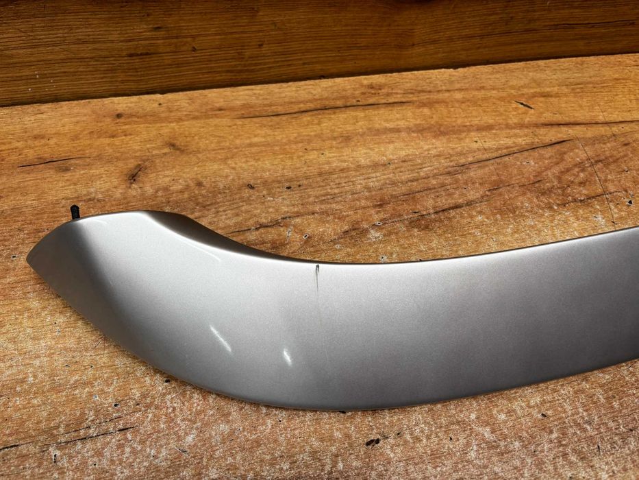 Lotka spojler Mitsubishi Colt