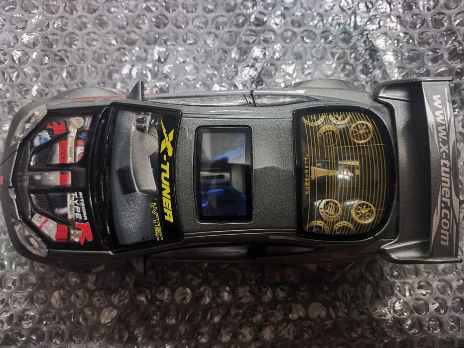 Honda/Acura Integra DC5 1/24 - Kentoys