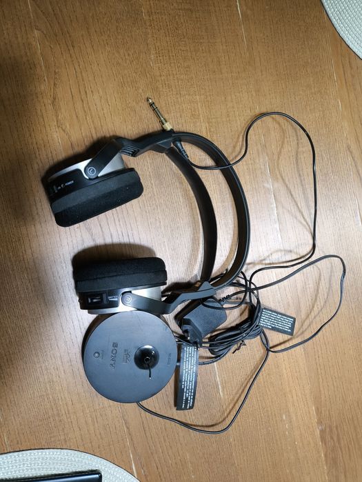 Analogowe słuchawki bezprzewodowe SONY