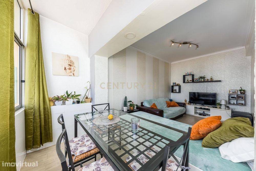 Apartamento T3 à Venda em Almada, Laranjeiro — Laranjeiro E Feijó, Setúbal
