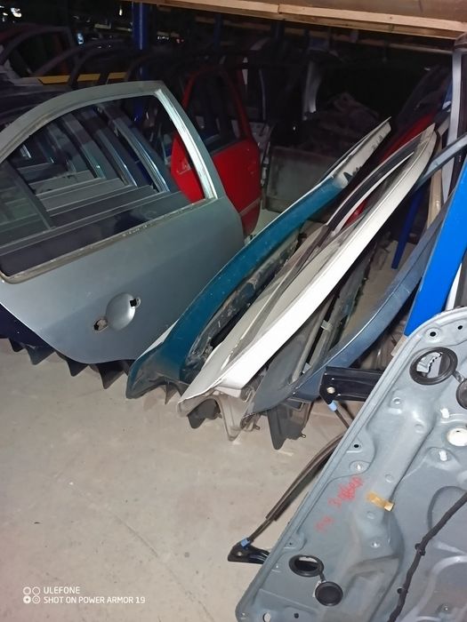 Двері Шкода Фабія 1. Двері Фабія 2.