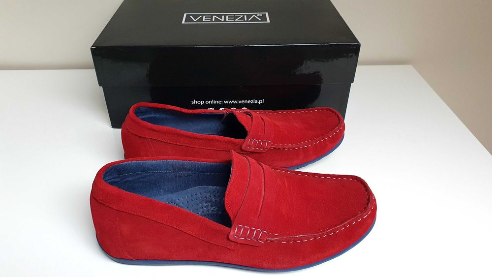 Buty Venezia czerwone nowe 41