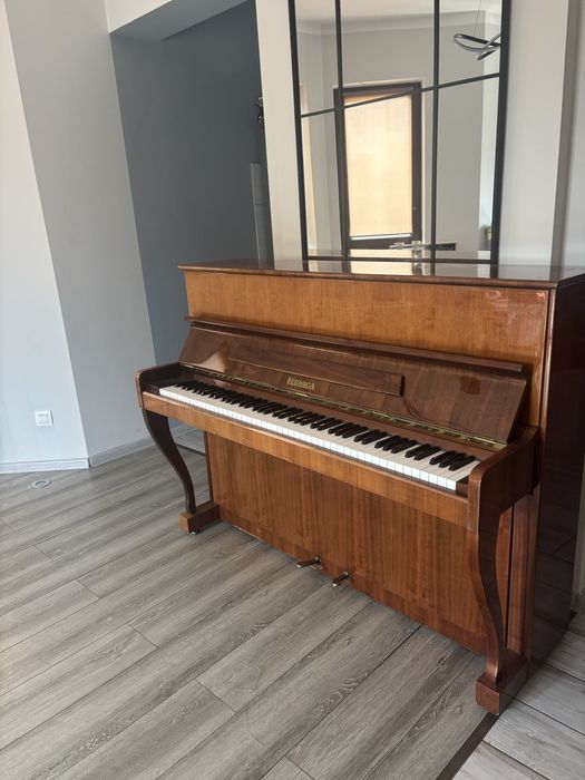 Pianino legnica