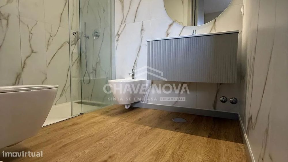 Apartamento T0 Novo com Varanda e com piscina | Santa Marinha, Gaia
