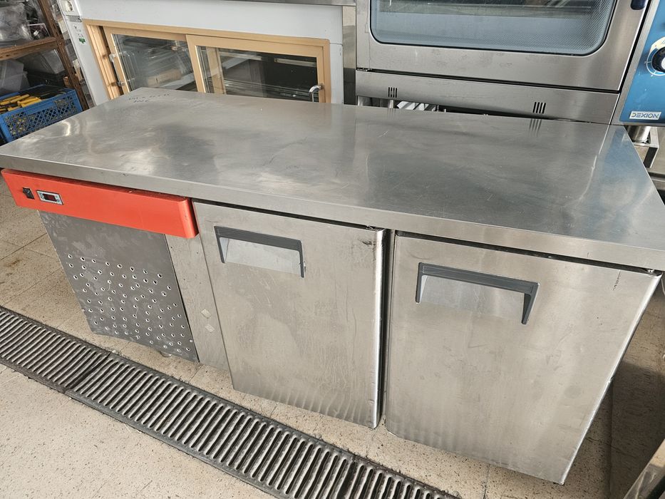 Bancada de inox refrigerada
